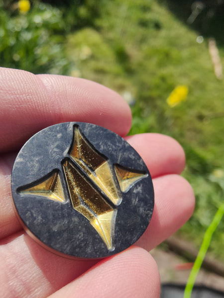Carbon and Brass Sandwich Ball Marker